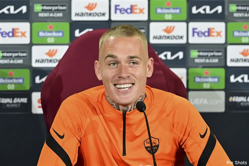 Karsdorp plaatst zich voor halve finale Europa League