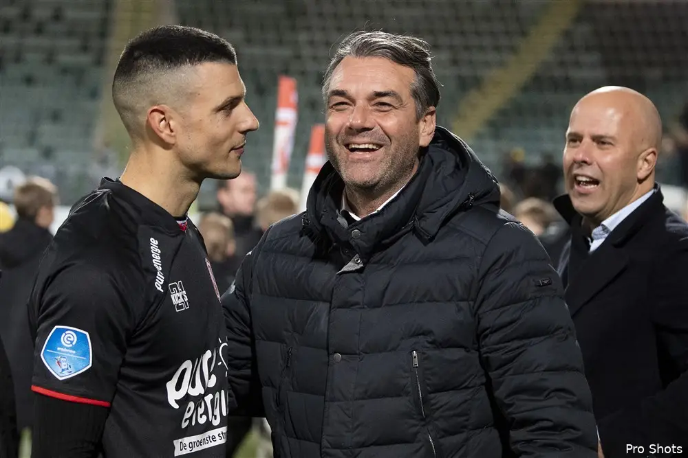 AD: Feyenoord kaapt ook assistent-trainer Pusic weg bij AZ