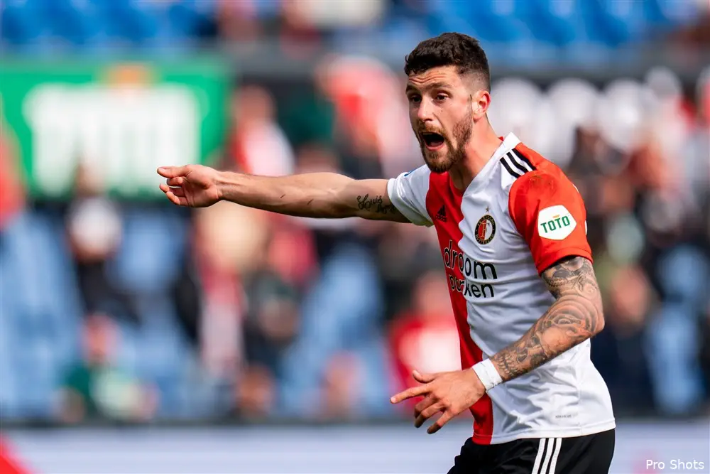 'AC Milan meldt zich bij management Senesi'