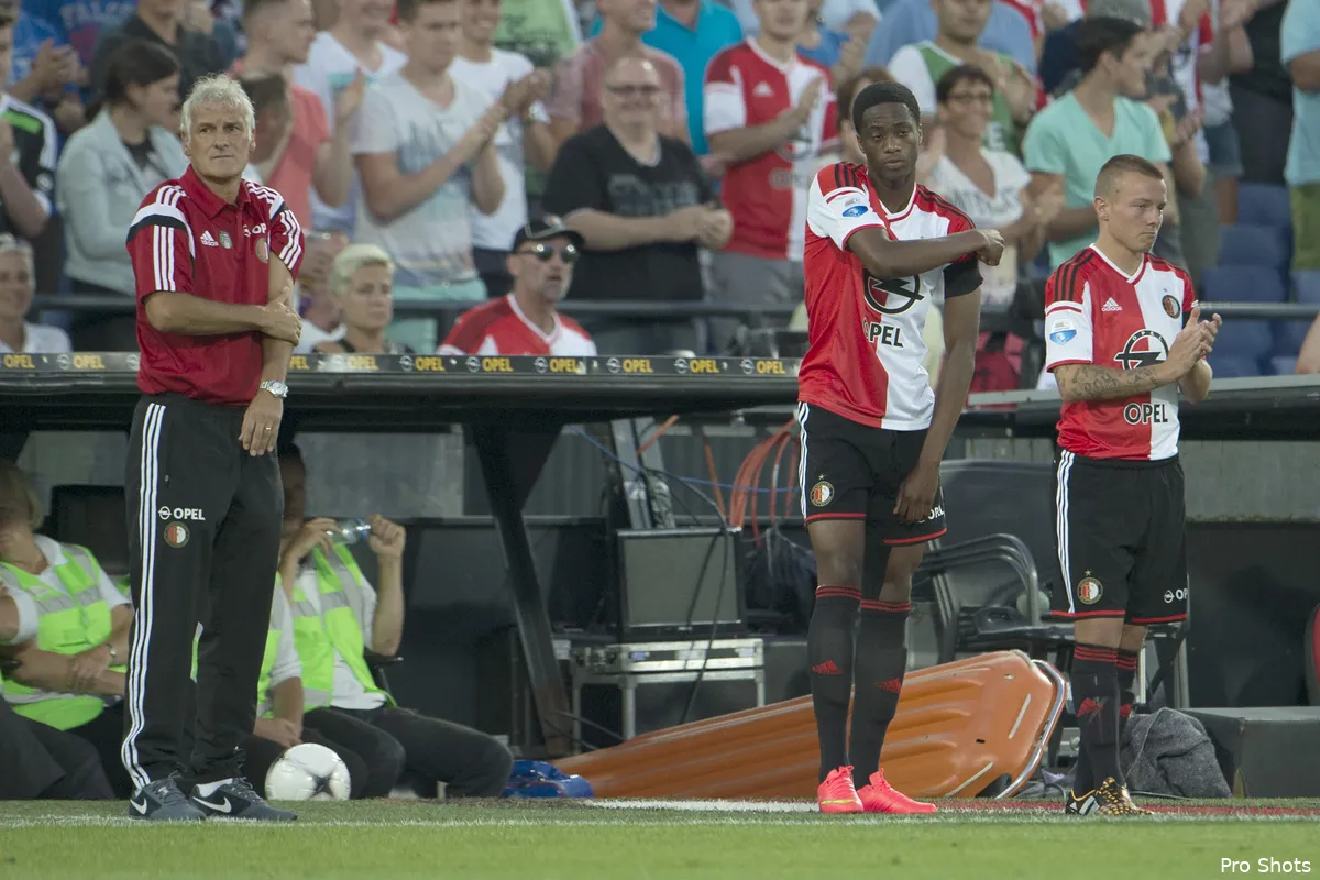 Kongolo over contract: 'We zien wel of we eruit komen'