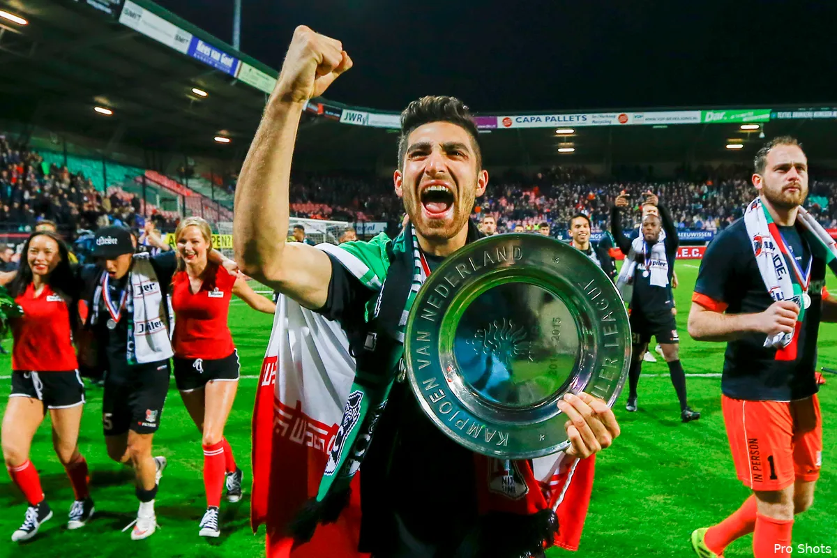 Jahanbakhsh naar Engelse Championship: ''Het is fifty-fifty''