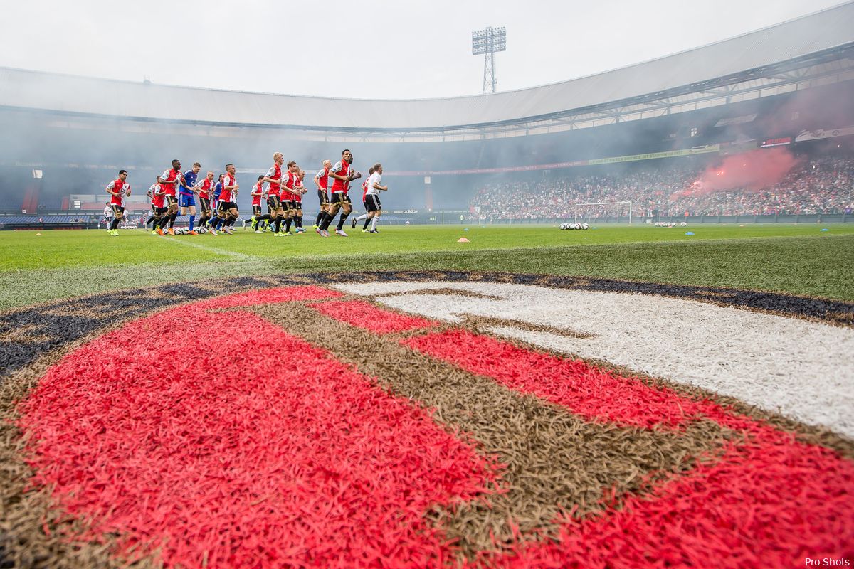 Feyenoord oefent tegen VVV Venlo in Halsteren
