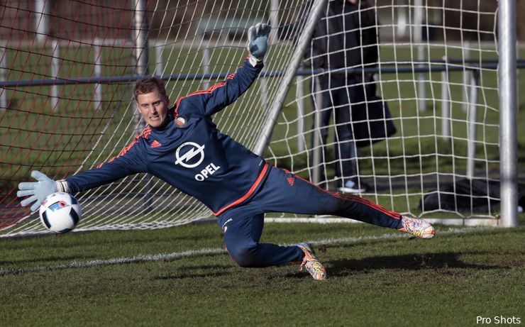 Hansson werkt eerste training af als Feyenoorder