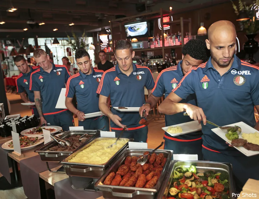 Selectie geniet in vernieuwde Brasserie De Kuip