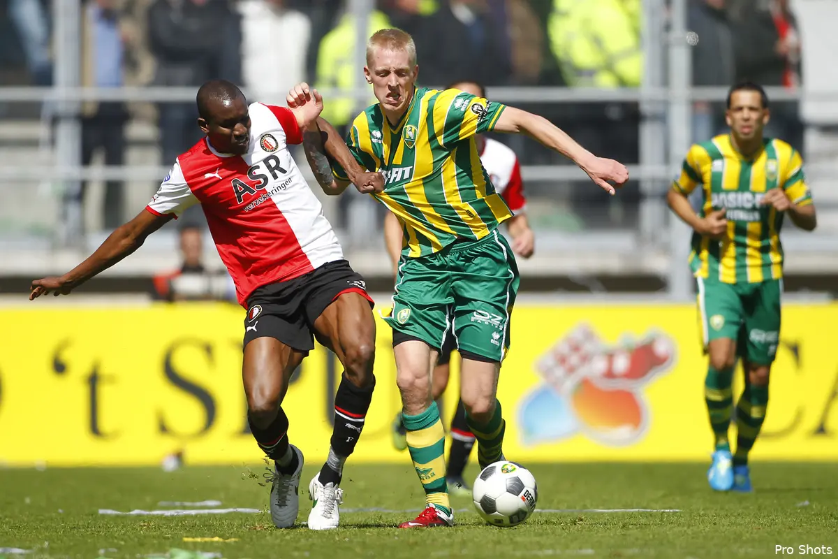 Immers aangekomen bij De Kuip voor contractondertekening