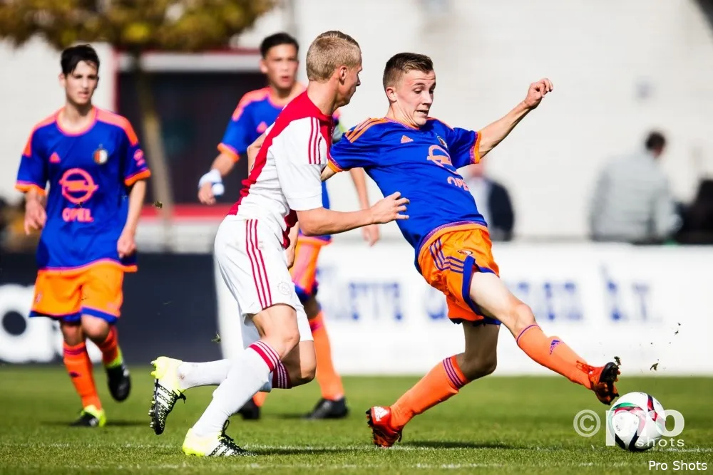 Feyenoord B1 is Ajax in Amsterdam de baas