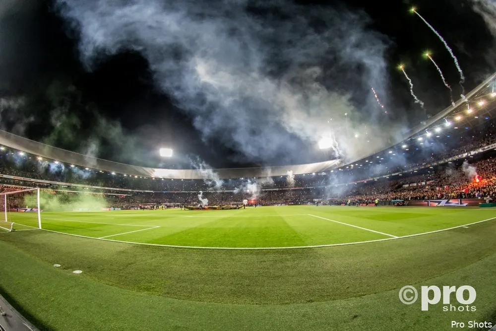 Vergelijking Arena met Kuip: ''Verschil tussen 4 en een 9''