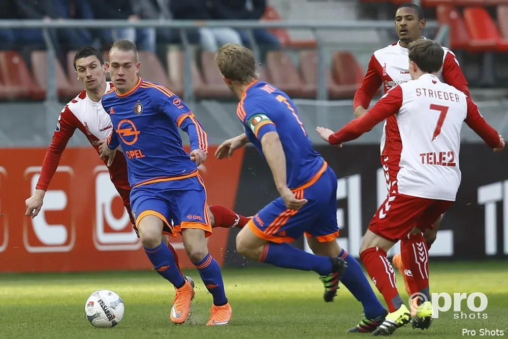 Karsdorp: ''Ze moeten mijn vriendin met rust laten''