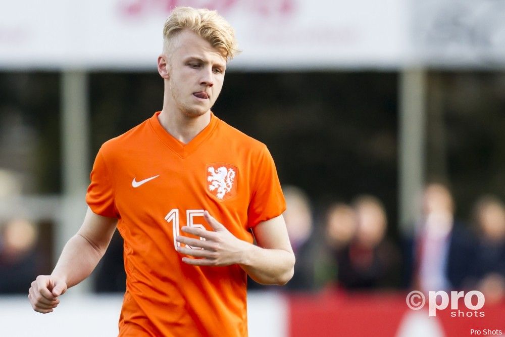 Oranje onder-19 uitgeschakeld op EK na harde nederlaag