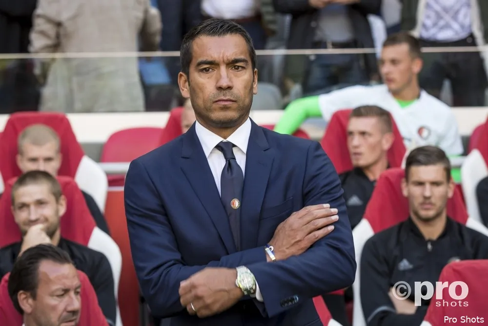 Van Bronckhorst: ''Geschrokken van verschil beide helften''