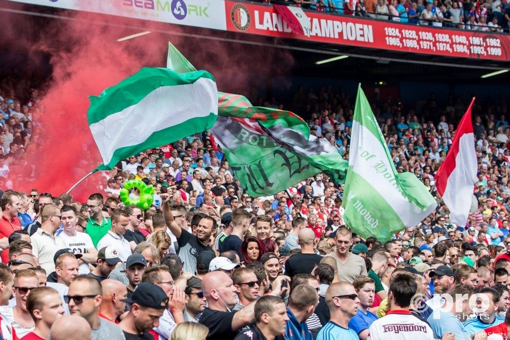 Spreekkoor richting clubbestuur verdeelt Feyenoord-legioen