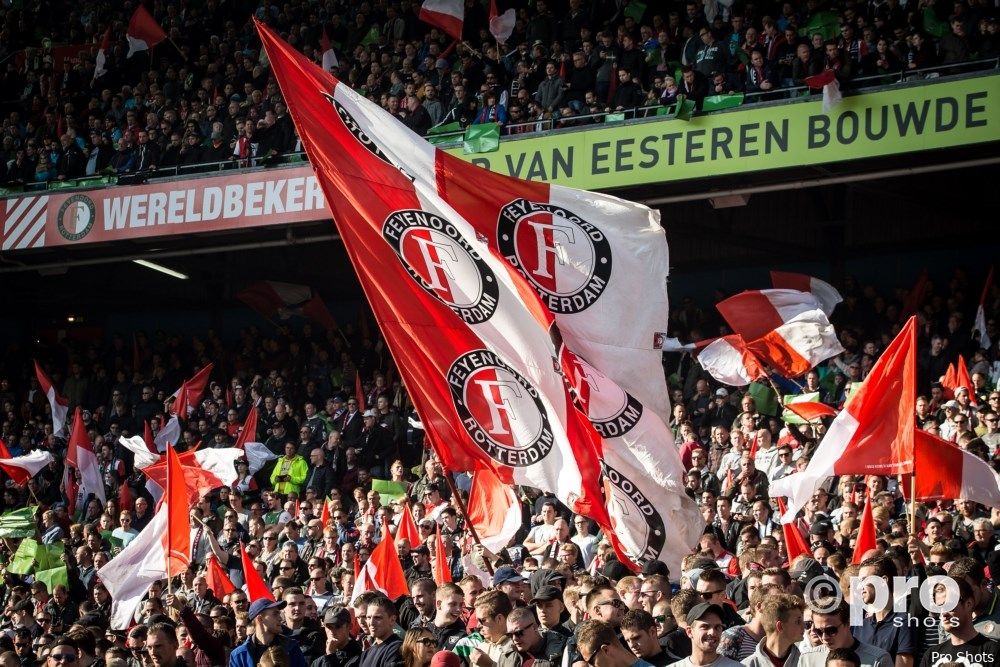 Feyenoord gaat namen supporters op Kuip plaatsen