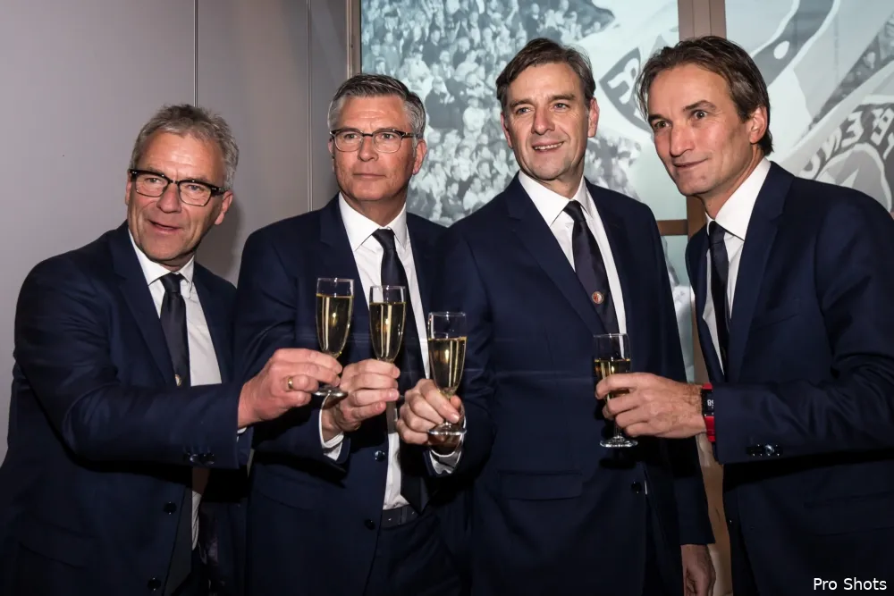 Pluim voor directie: ''Feyenoord was bijna dood''