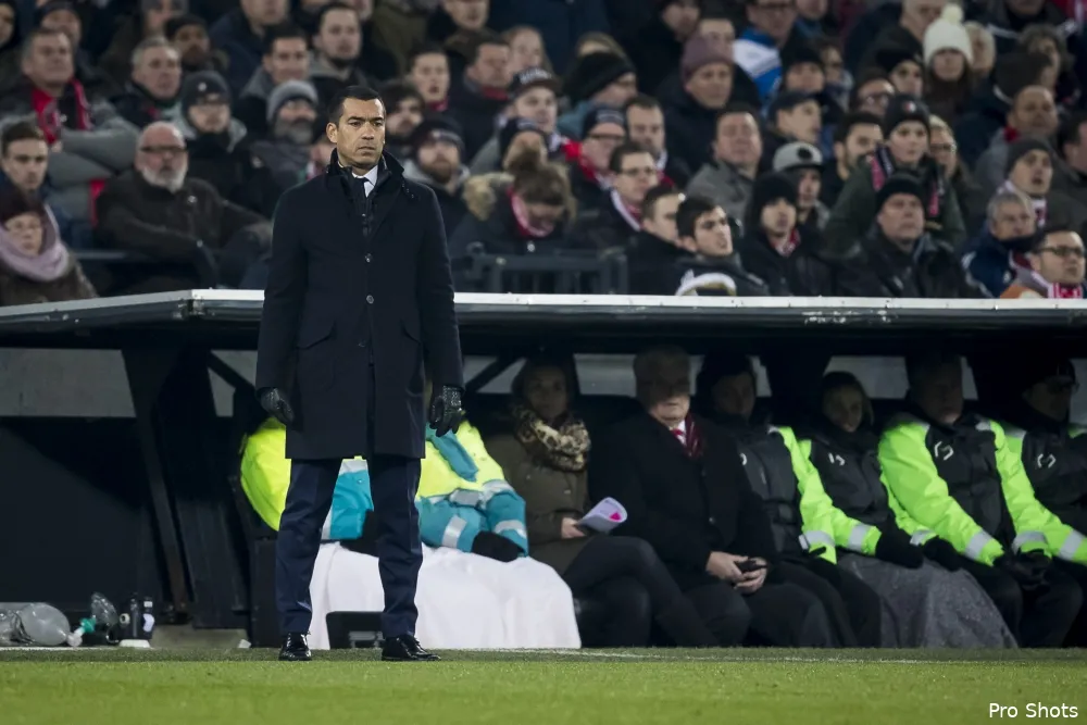 Van Bronckhorst blij met belangrijke punten