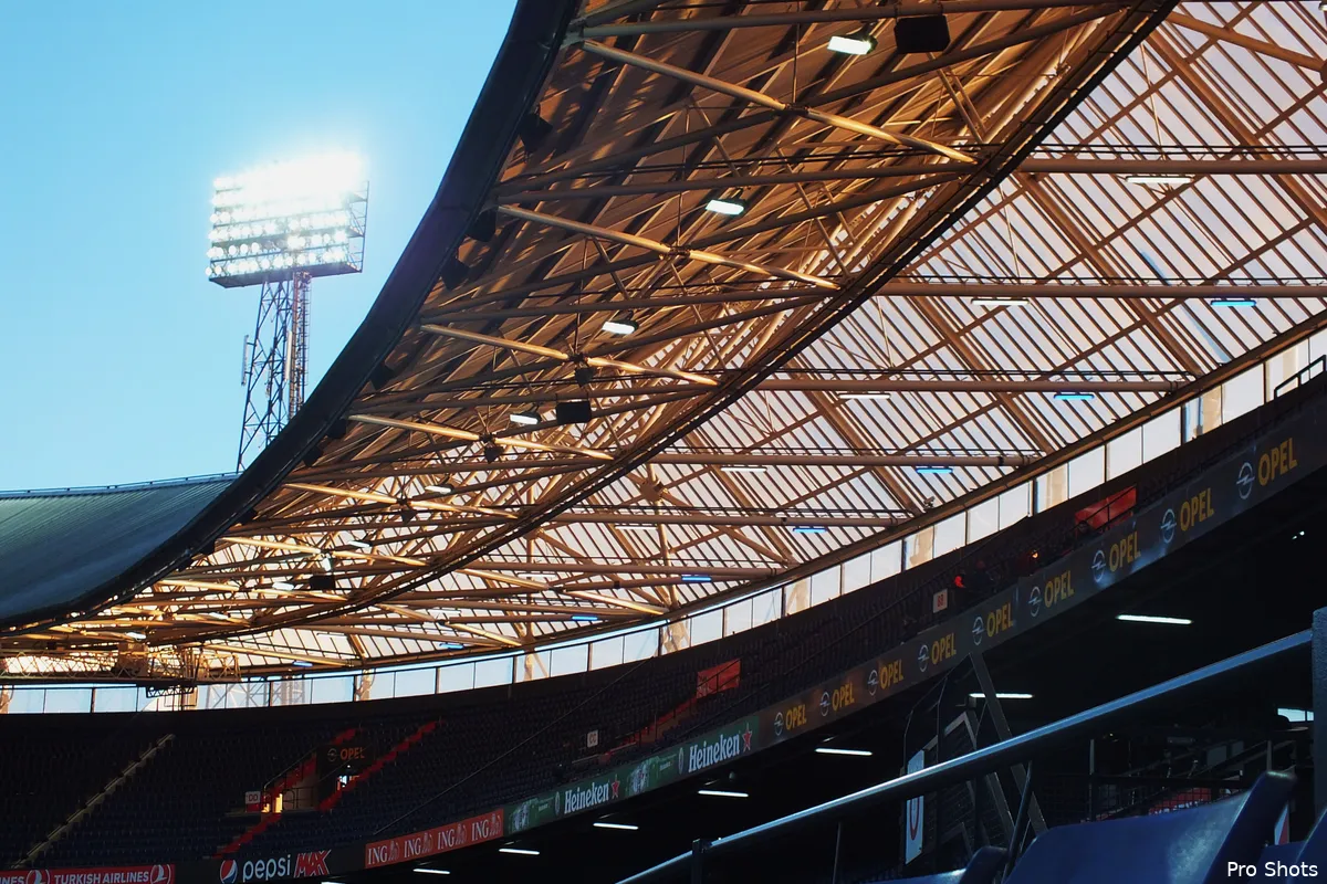 Missie dochter slaagt: pa van 91 naar De Kuip