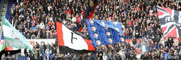 Supporters Feyenoord houden collecte tegen NAC Breda