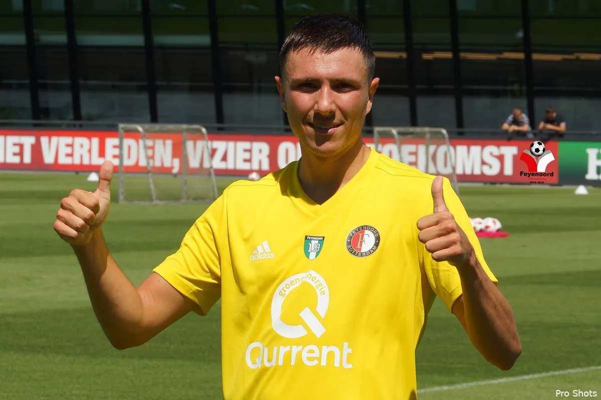 Steven Berghuis meldt zich op Varkenoord