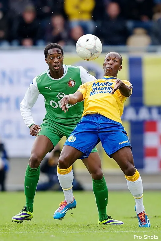 Koeman overweegt basisplaats voor Kongolo