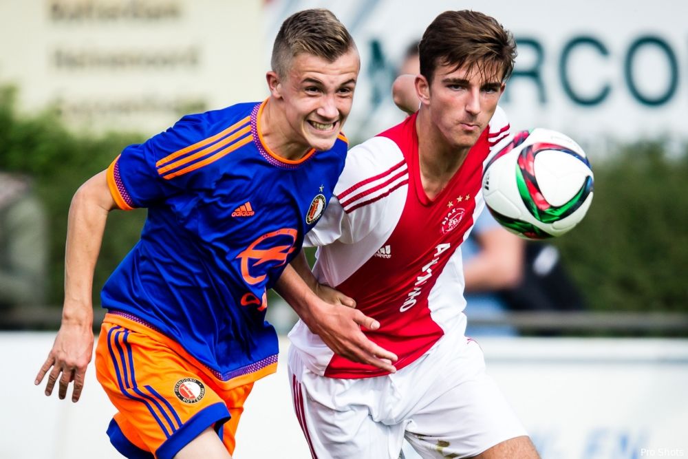 Feyenoord-talent Vente tekent contract voor drie jaar