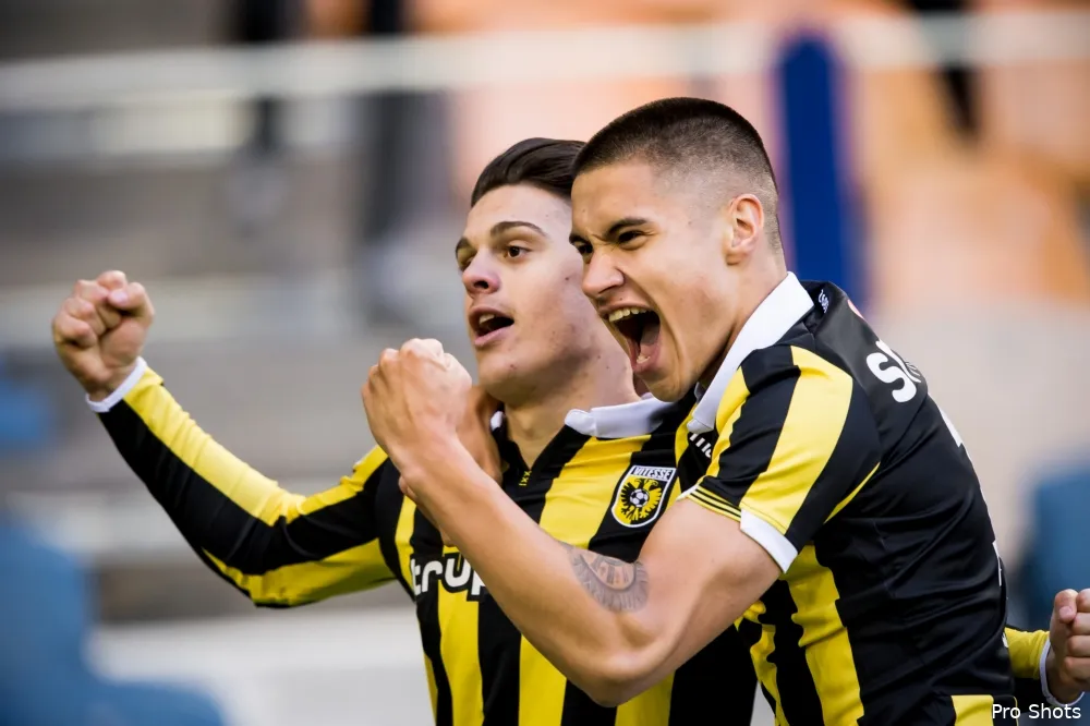 'Feyenoord huurt Diks voor zeven ton'