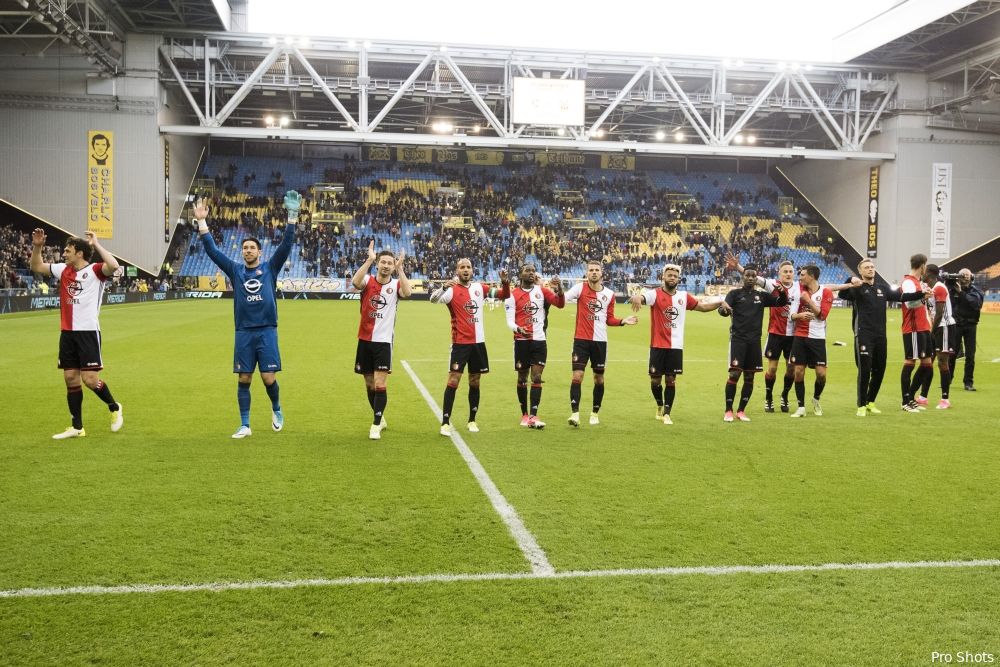 ''Feyenoord heeft elftal dat onoverwinnelijkheid uitstraalt''