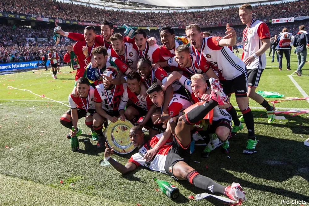 LIVE | Huldiging landskampioen Feyenoord op Coolsingel