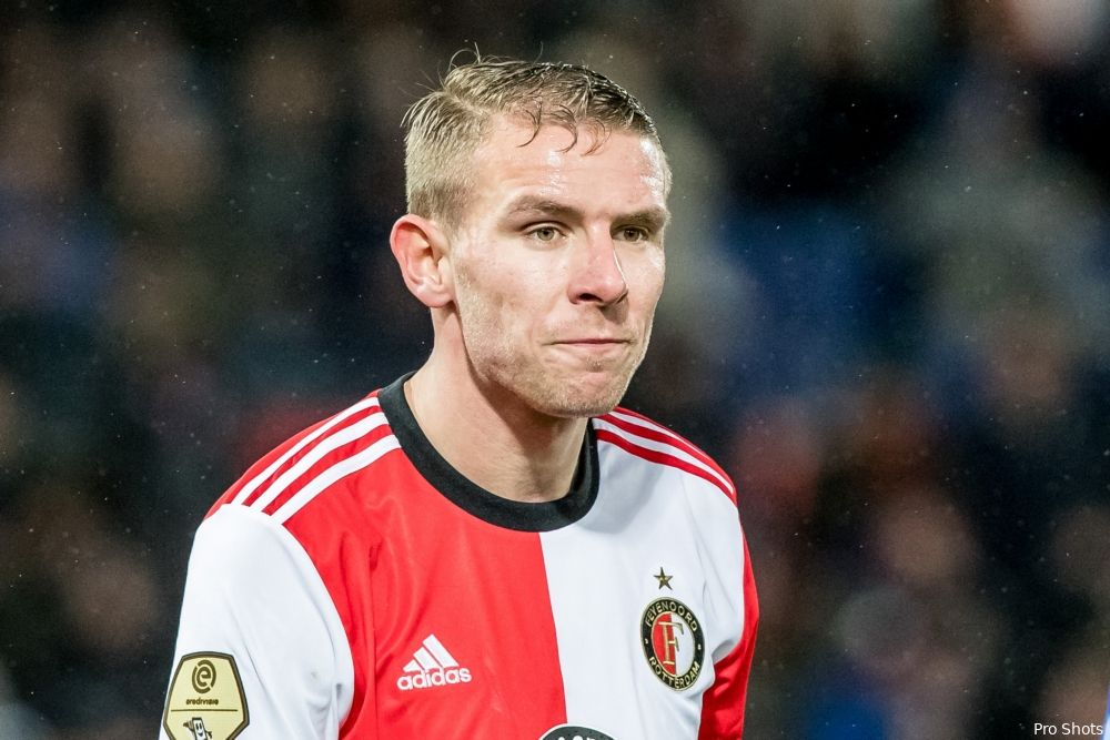 Feyenoord traint met Van Beek en Malacia