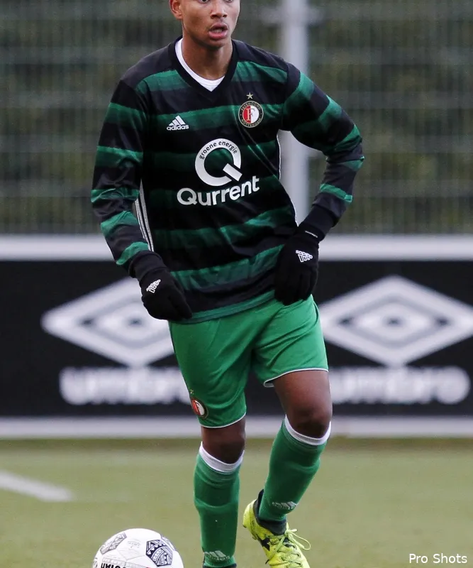 #TT | Topclubs volgen Feyenoord-talent Denzel Hall