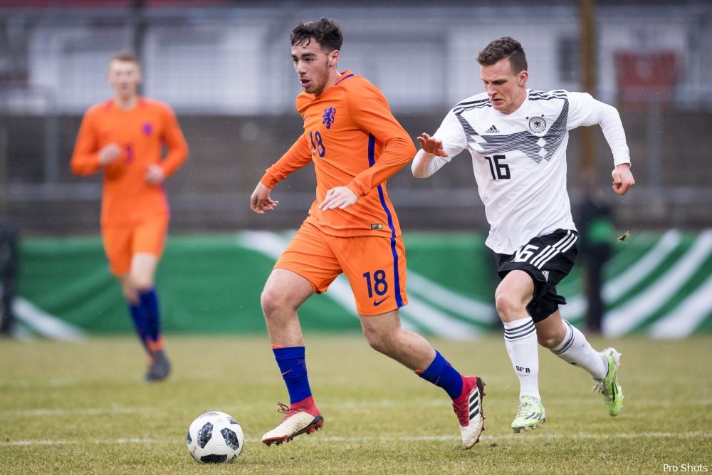Kökcü scoort tegen Duitsland bij debuut voor Oranje O19