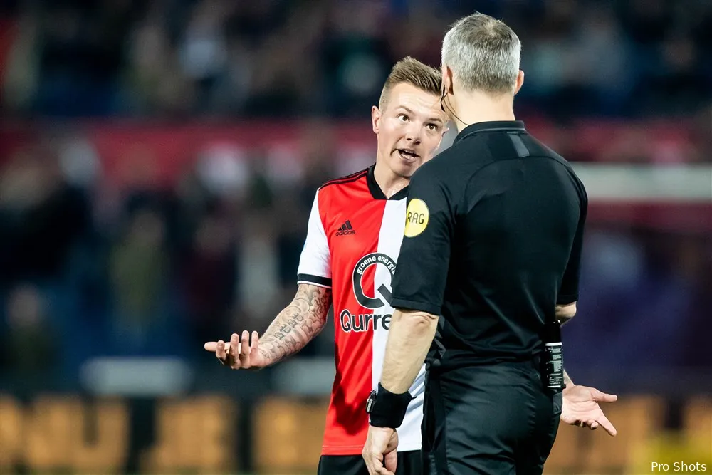 Clasie: ''Enige wat je kunt doen is presteren op het veld''