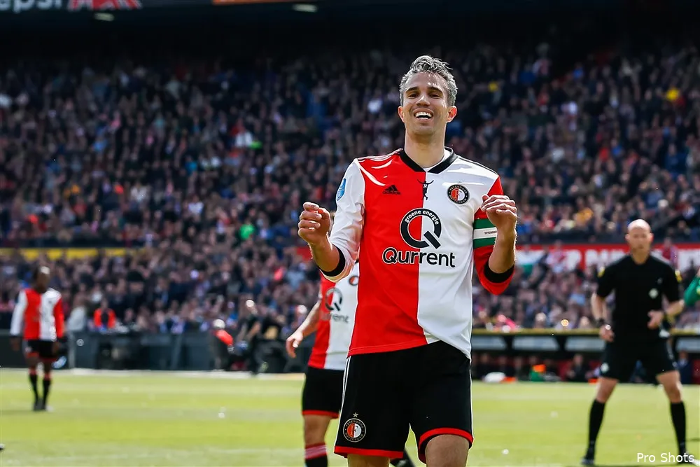 Van Persie lovend over Slot: ''Dicht in de buurt van ideaalbeeld''