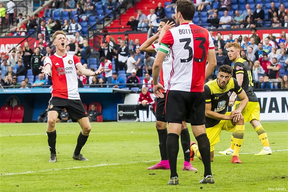 ''Als je eerlijk bent kwam Feyenoord op alle fronten tekort''