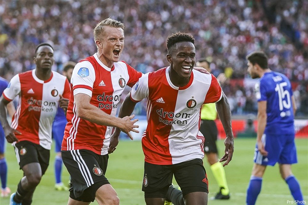 Feyenoord-selectie steekt Sinisterra hart onder de riem