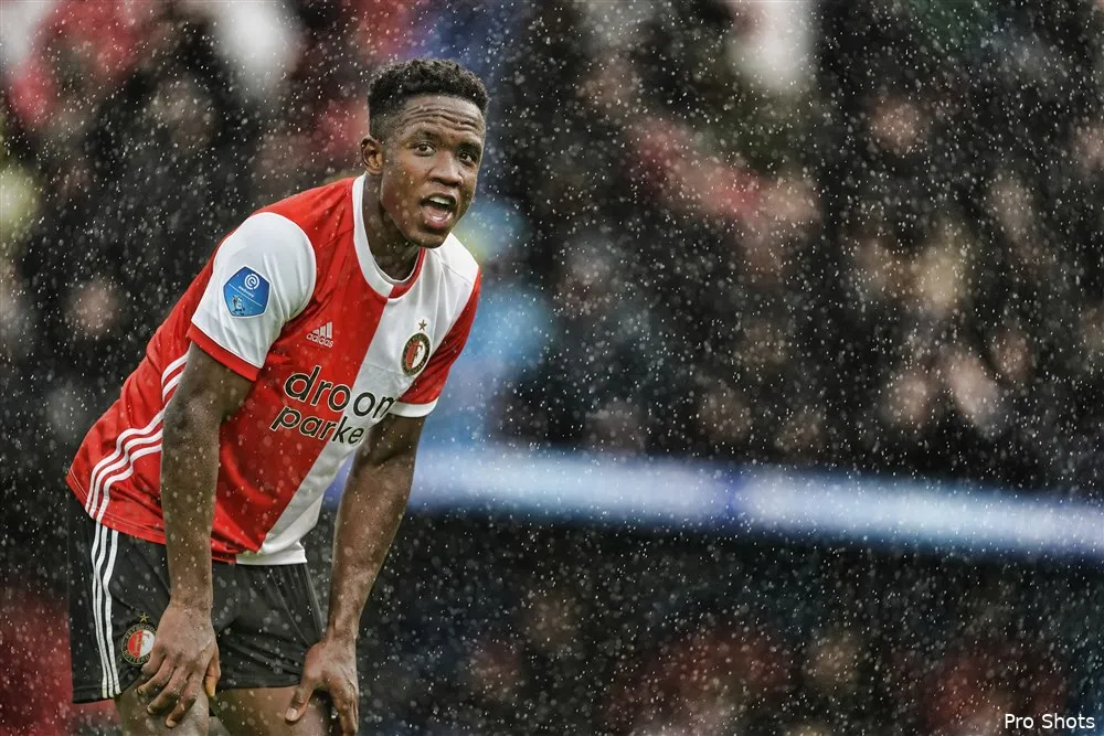 Sinisterra: ''In principe ben ik een buitenspeler''