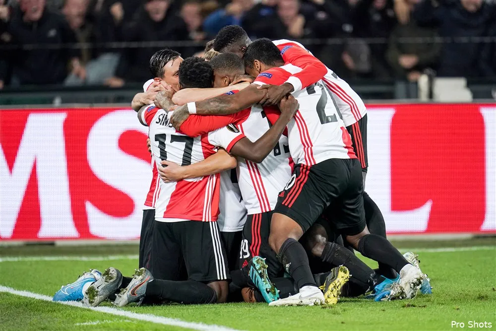 Feyenoord wint in kolkende Kuip van FC Porto