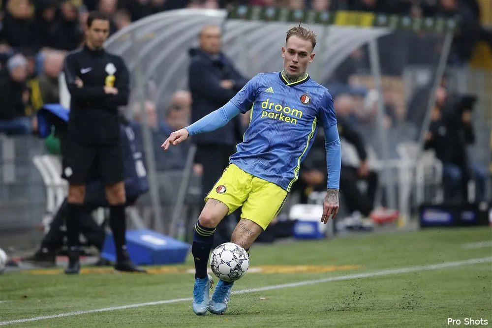 ''Al zet hij me linksbuiten, ik ben blij dat ik minuten kan maken''