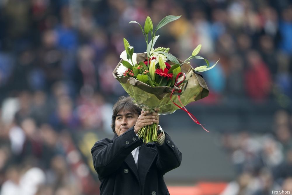Rijnmond: Bom barst binnen jeugdopleiding Feyenoord