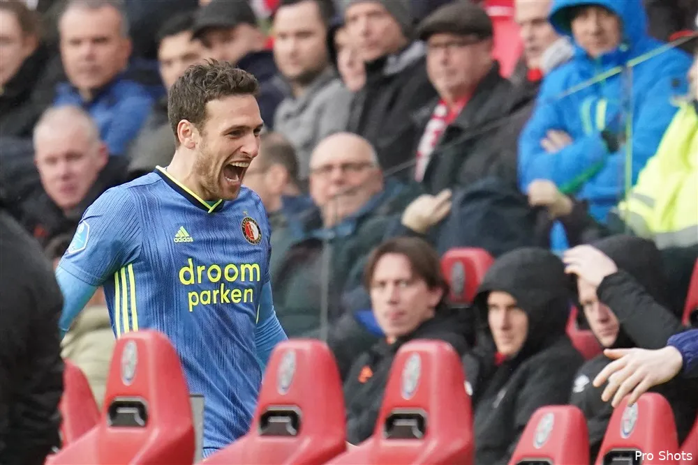 Feyenoord zegt formeel vier aflopende contracten op