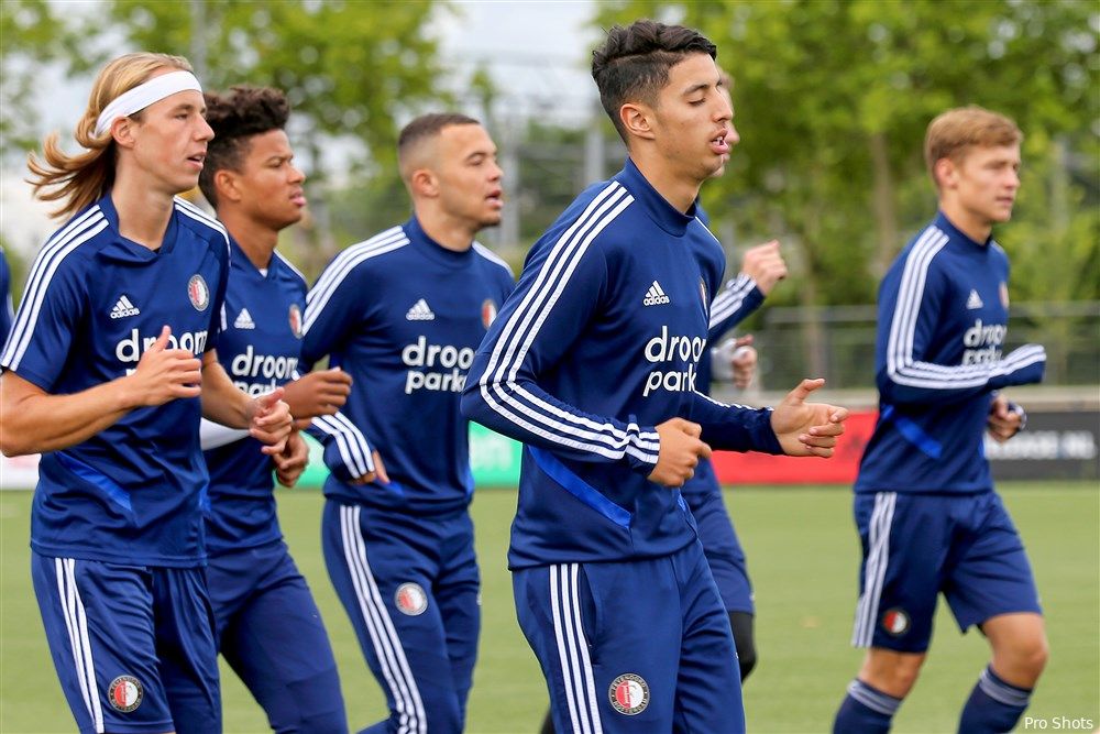 Feyenoord Onder 21 van start op Varkenoord