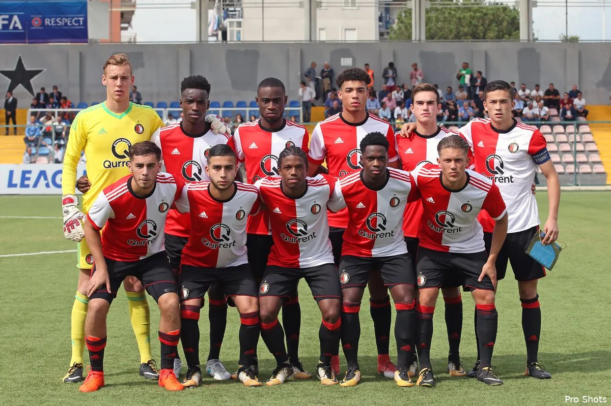 Jacobs over Feyenoord O19: ''Lopen goede spelers rond''