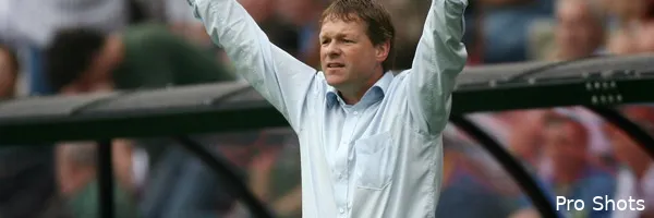 Erwin Koeman aandachtig toeschouwer bij groepstraining