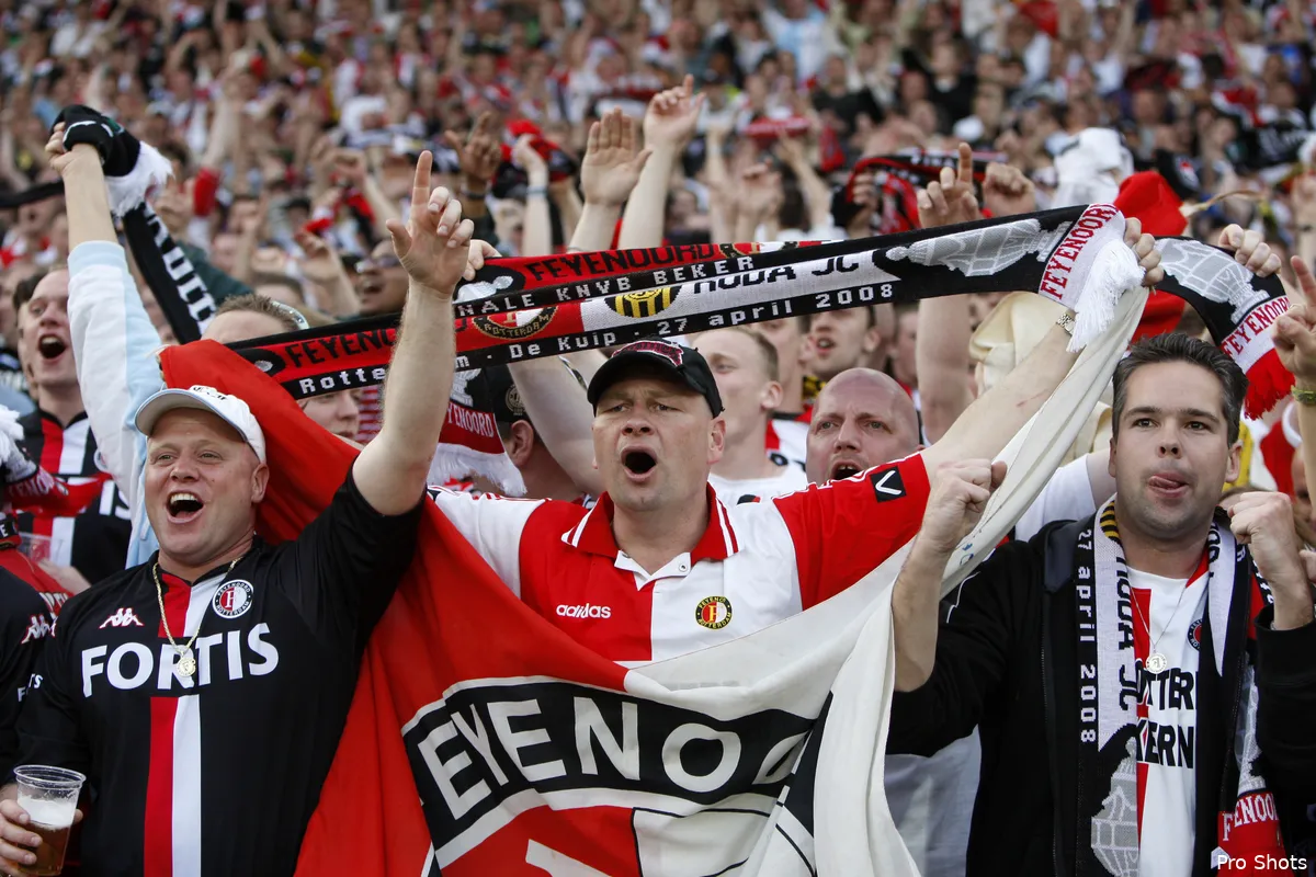 Stem op de nieuwe seizoenkaart van Feyenoord