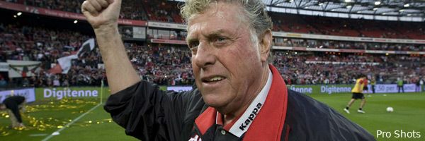Meijer neemt met tranen afscheid van Feyenoord
