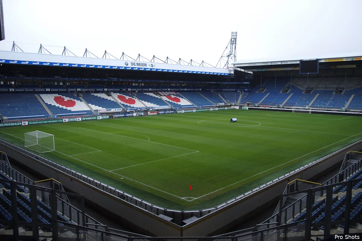 Minuut stilte voorafgaand aan bekerduel met sc Heerenveen