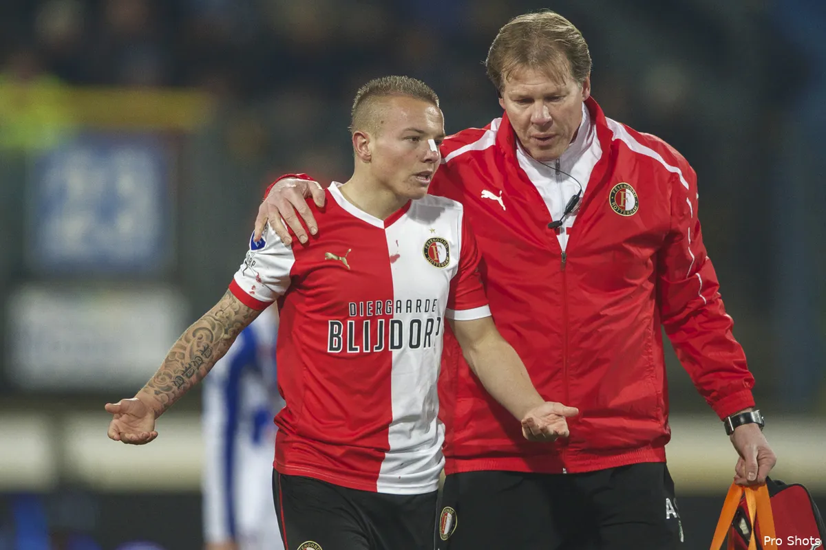 Clasie verlaat training met schouderklachten