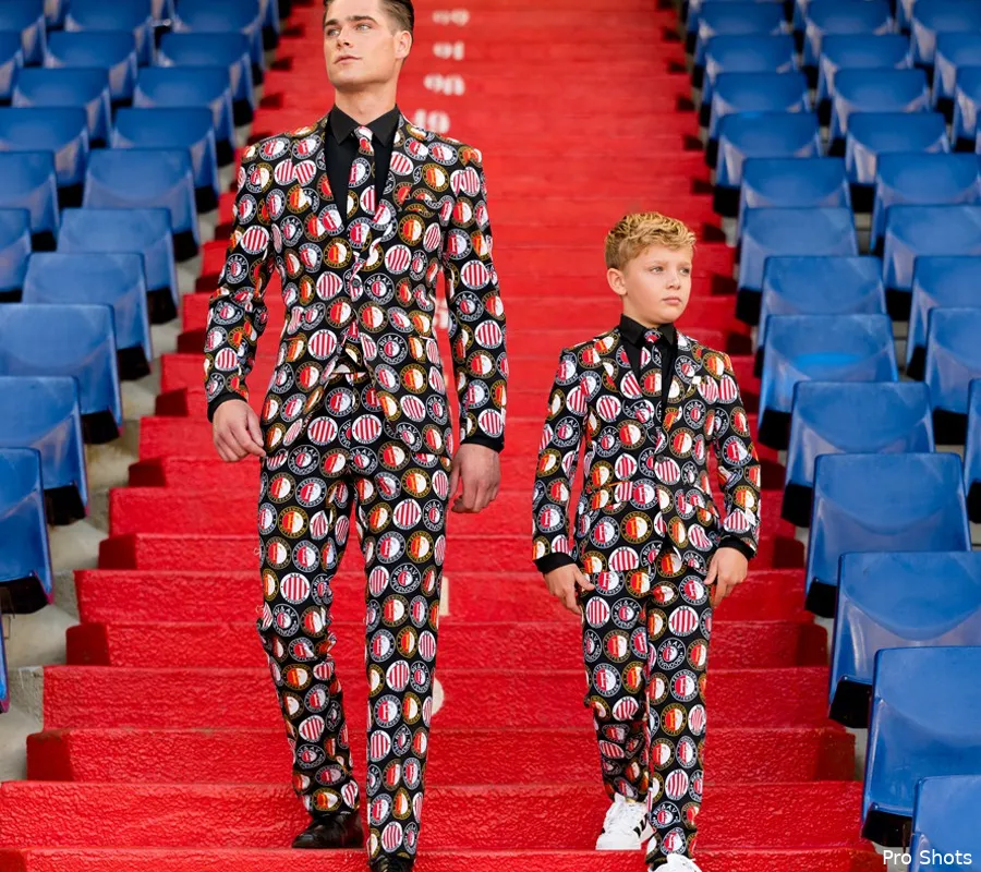 Feyenoord komt met ludiek Kerstpak