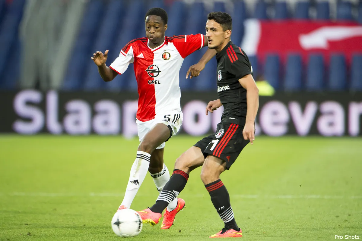 Rutten overweegt linksbenig centrum Mathijsen en Kongolo