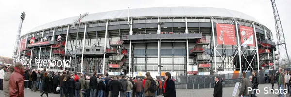 Betaald parkeren in de buurt van De Kuip