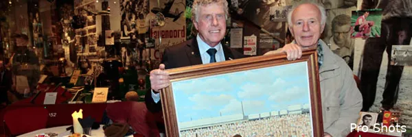 Schenking schilderijen aan Feyenoord Museum