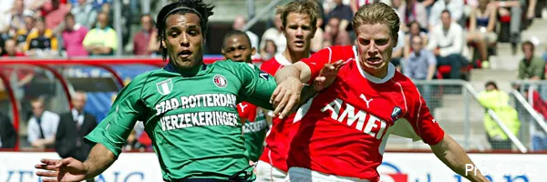 Van Hooijdonk zet zijn geld op Feyenoord voor zondag